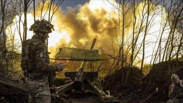 皇冠足球_敢逃跑就炸飞皇冠足球?乌军讲述战场惨烈一幕:必经之路上布满地雷