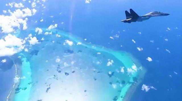 hga039app_黄岩岛惊险开局hga039app,轰6挂弹低飞“死亡凝视”,美菲双簧唱不成了