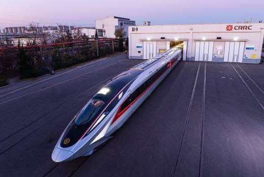 皇冠体育_CNN:仅用15年皇冠体育,中国就以惊人的速度建成了迄今为止世界最大的高铁网络