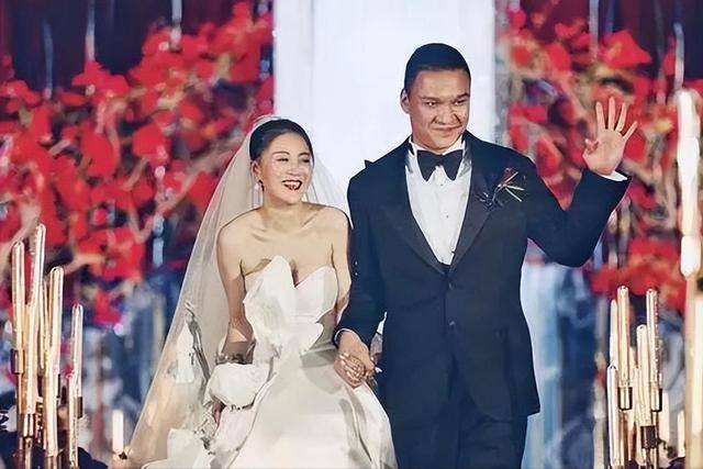 皇冠代理怎么拿_好声音没夺冠皇冠代理怎么拿,却嫁给爱奇艺总裁,34岁成了人生赢家