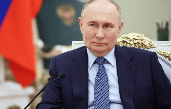 皇冠体育账号_“第一枪”突然打响!1架米-8直升机直接被击沉皇冠体育账号,普京这下慌了!