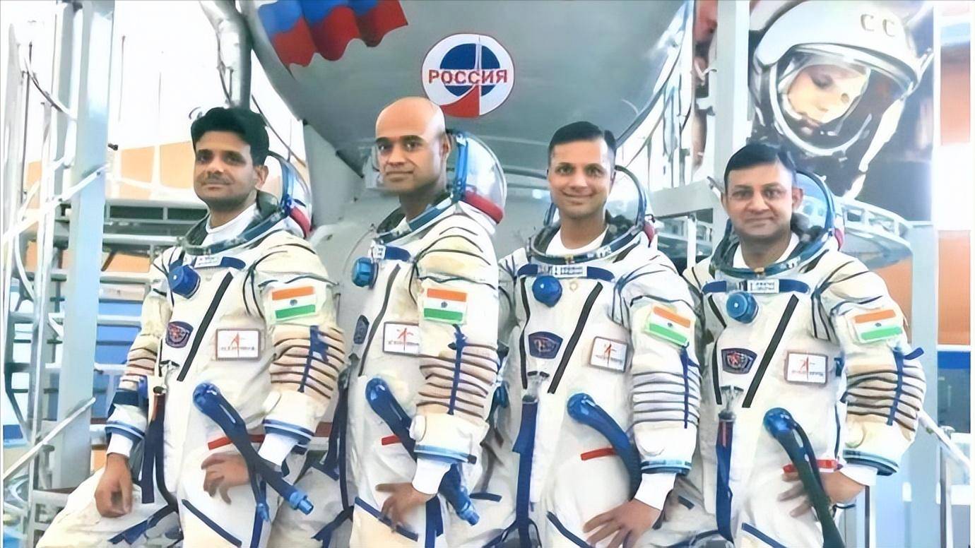 皇冠足球比分_中俄美压力来了?印度把全世界都骗了皇冠足球比分,2次推迟对接,这下没戏可唱了