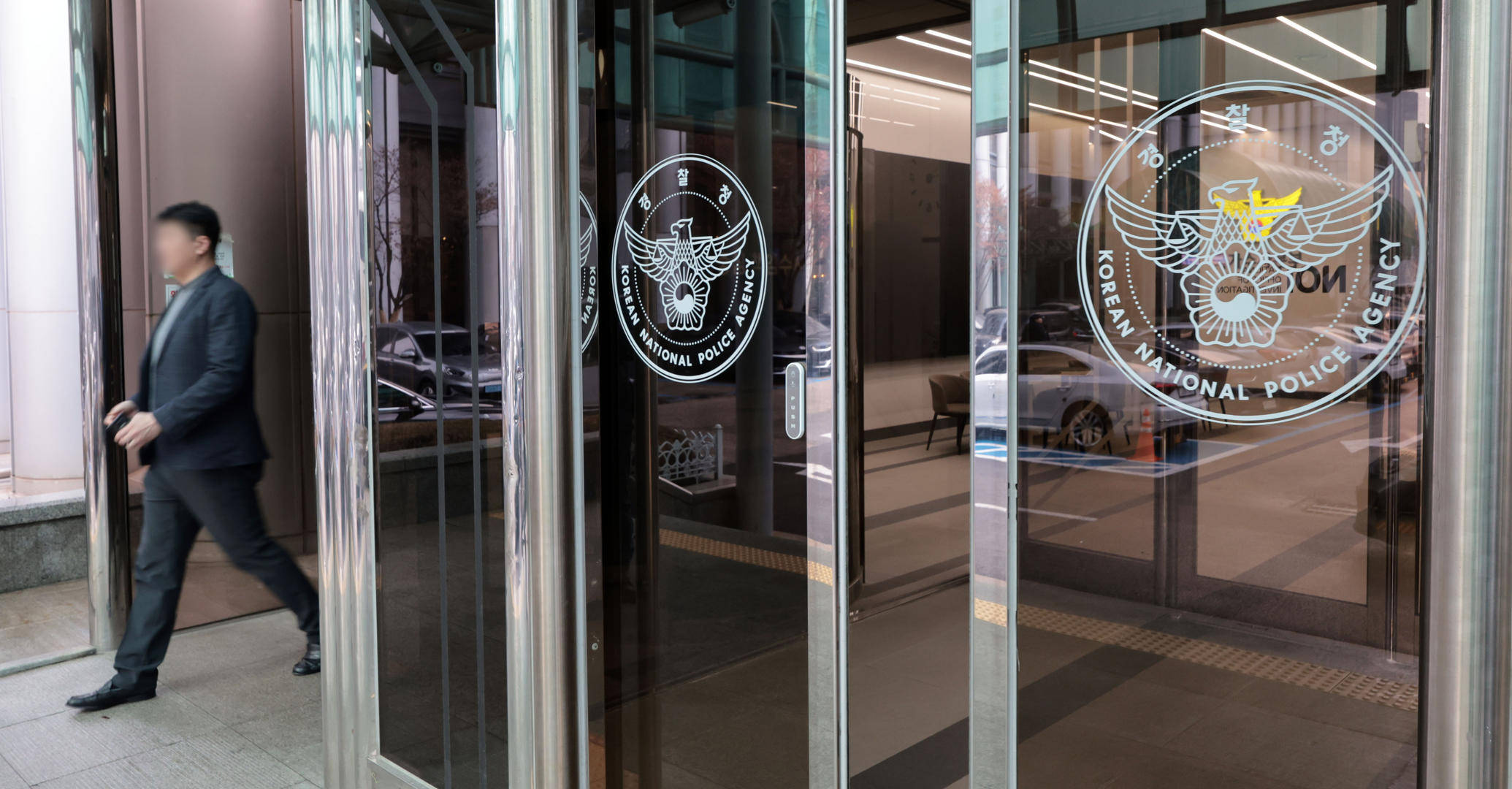 皇冠体育公司_二次逮捕尹锡悦计划提前泄露!韩总统官邸已“要塞级防御”皇冠体育公司,千人警力能撕开防线吗