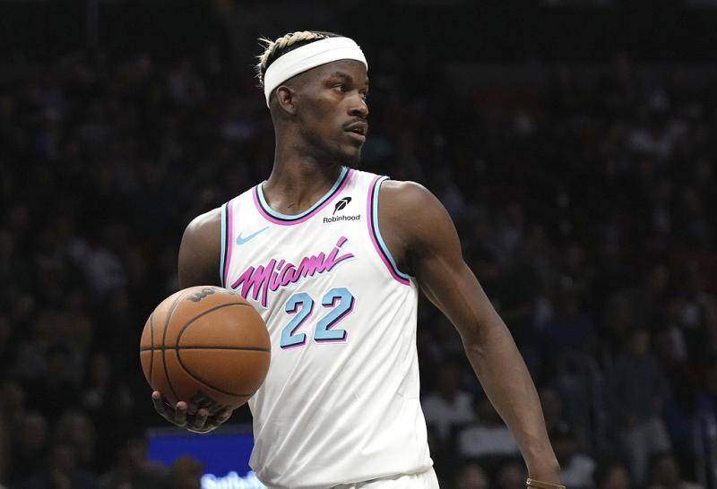 皇冠体育app_NBA|巴特勒复出心不在焉 热火该交易就动手吧