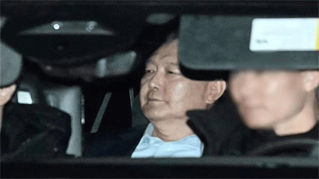 香港皇冠盘口_尹锡悦入住“豪华囚犯集中营”后香港皇冠盘口,越来越多人掉头力挺