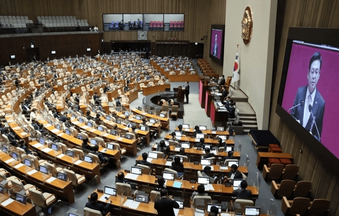 皇冠代理开户_韩国“代总统的代总统”崔相穆:走在政治钢索上的人|封面头条