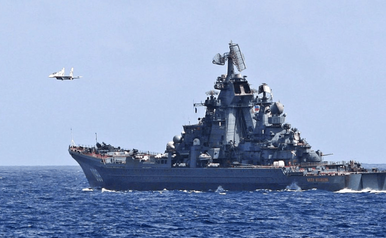 皇冠信用网申请_警惕!特朗普骗了全世界!必须稳住中国30年皇冠信用网申请,为美争取造军舰时间