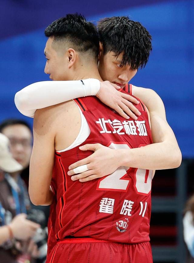 皇冠客服_CBA常规赛:北京北汽队胜山东高速队