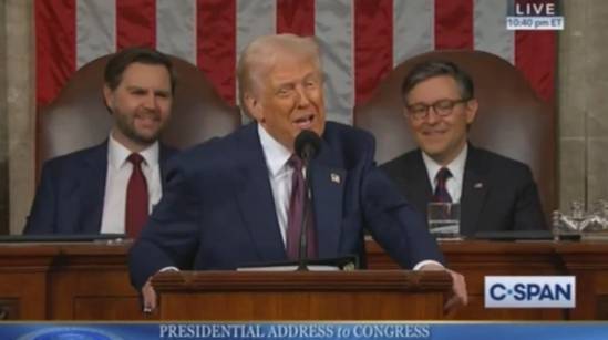 皇冠平台_特朗普:鲁比奥管事皇冠平台,没办好就怪他 鲁比奥:笑不出