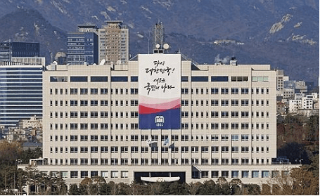 皇冠代理网_尹锡悦获释后皇冠代理网,韩国总统府发声:期待总统尽快复职