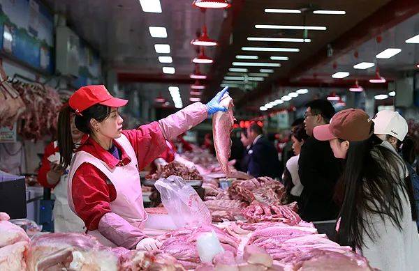 皇冠信用网正网
_"中国此举令人惊讶皇冠信用网正网
,底气来自'猪肉长城'"