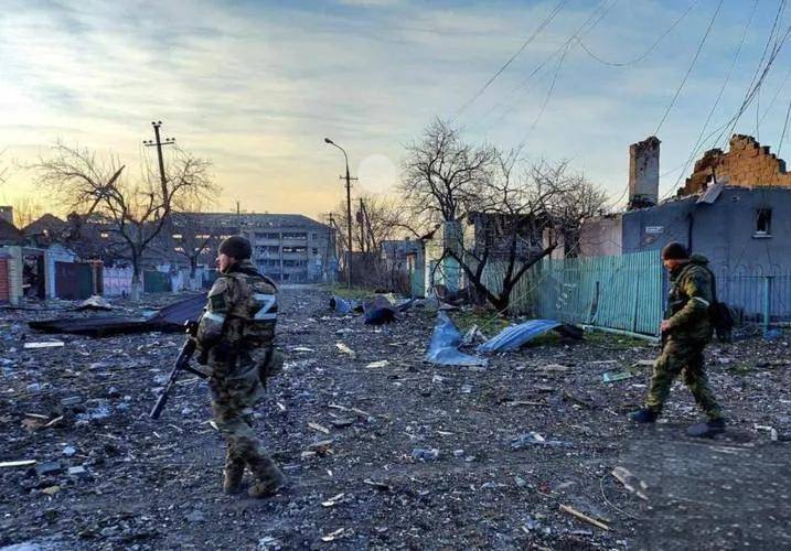 如何申请皇冠信用网
_放下武器投降!乌克兰惨状让全世界都看清了如何申请皇冠信用网
,当美国盟友没有好下场