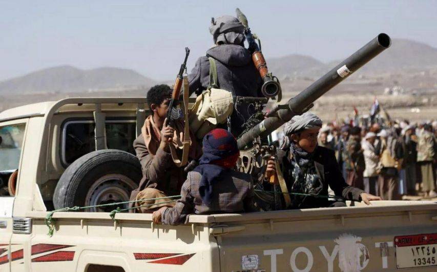 皇冠信用网开户
_俄罗斯表态之后皇冠信用网开户
,不到24小时,胡塞疯狂报复,美航母被炸,杀疯了