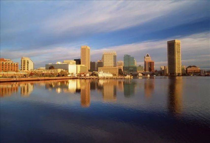 皇冠信用平台出租出售
_夸美国空气香甜的杨舒平皇冠信用平台出租出售
，已被美国驱逐出境，回国后下场怎么样了？