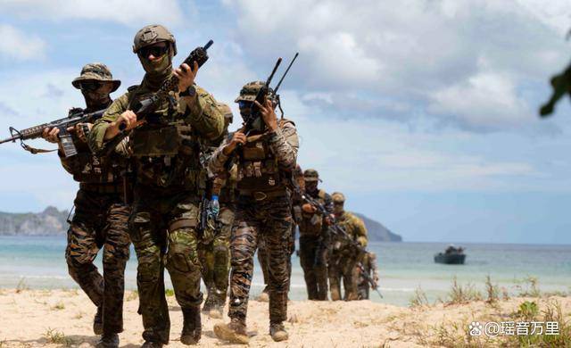 皇冠信用开户申请
_美菲突袭黄岩岛!解放军054A+歼11B硬核拦截皇冠信用开户申请
,美军又撇下菲军跑路