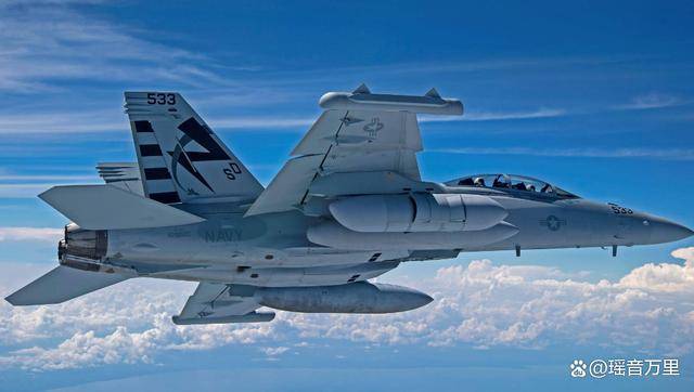 皇冠信用开户申请
_美菲突袭黄岩岛!解放军054A+歼11B硬核拦截皇冠信用开户申请
,美军又撇下菲军跑路