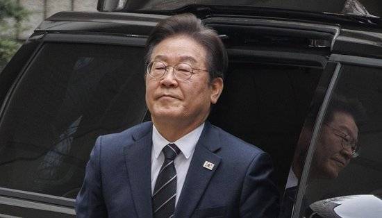 皇冠信用网
_李在明暂时闯过“生死关”皇冠信用网
,尹锡悦弹劾案宣判进一步推迟