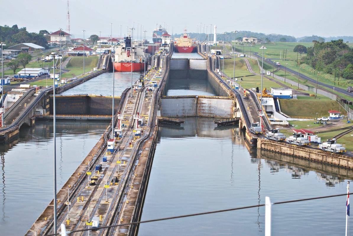 皇冠信用网登1
_大陆话音刚落皇冠信用网登1
，港口收购悬念升级！李嘉诚之子赴陆，官方上硬菜