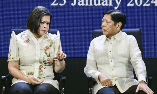 皇冠信用網登
_马科斯玩砸了!杜特尔特大张旗鼓回国皇冠信用網登
,一番表态响彻全球,大局已定