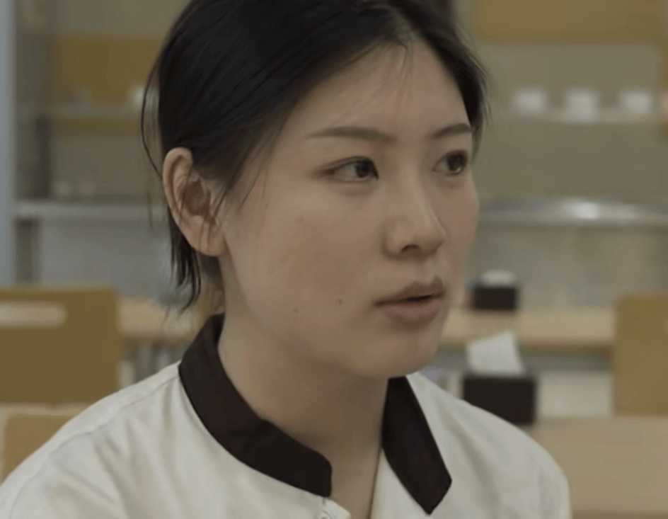 皇冠信用最新地址
_26岁北大研究生当食堂阿姨：比互联网大厂更快乐皇冠信用最新地址
，想做食堂经理