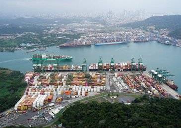 皇冠登一登二登三区别
_长和暂缓卖港口计划