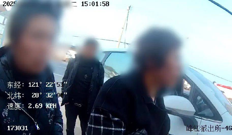 皇冠信用网如何注册
_“我卡里的1000多万啊皇冠信用网如何注册
!”浙江女子瞬间瘫软……