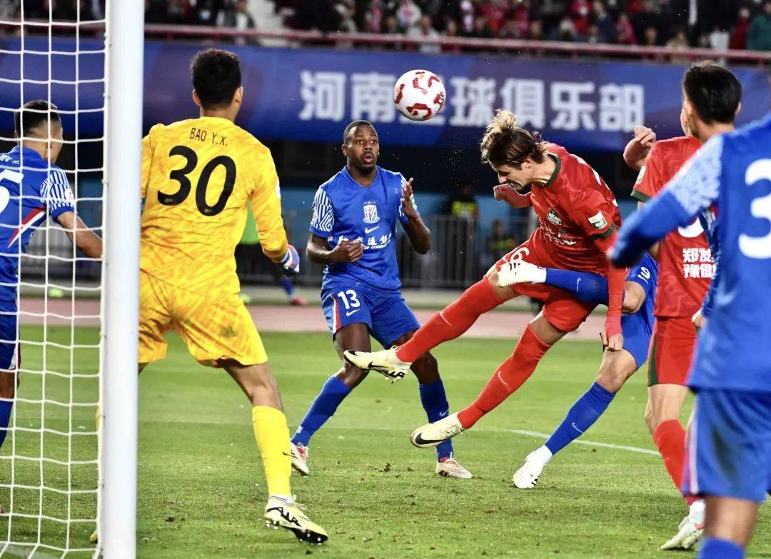 皇冠信用網代理如何注册
_先进一球惨被逆转 1:3负于申花 南基一主场首战即闻“下课”声