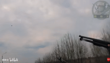 皇冠信用网登3代理注册
_俄罗斯美女记者踩中地雷被炸死皇冠信用网登3代理注册
，乌女记者直播被无人机袭击惨叫？