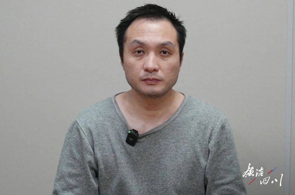 怎么开通皇冠信用網網口
_四川一80后副区长主动投案：10年网贷781万元怎么开通皇冠信用網網口
，利息达上百万元，不堪重负心理防线被击溃