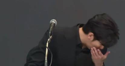 皇冠信用网出租足球
_金秀贤为何在记者会上多次喝水皇冠信用网出租足球
，网友请DeepSeek解读