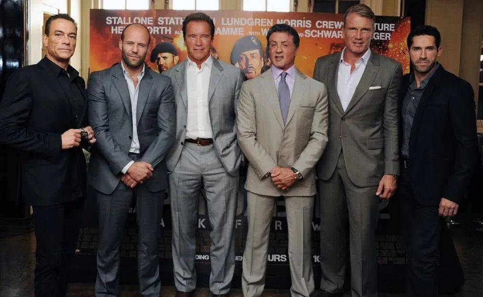 亚特兰大老鹰篮球_卷入人口贩卖案亚特兰大老鹰篮球,疑收受5位女模特为“礼物”,64岁好莱坞巨星尚格·云顿身陷性丑闻!