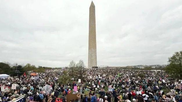 皇冠信用网代理注册
_特朗普连夜发文谈中国的反制：我们美国会坚持住皇冠信用网代理注册
，结果将载入史册