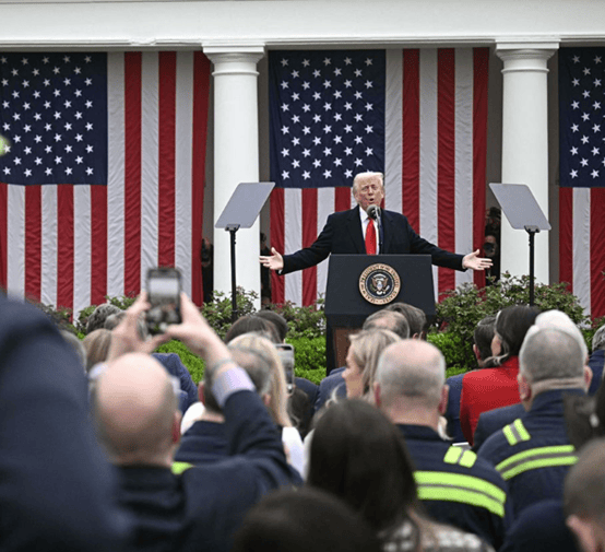 怎么注册皇冠信用代理
_特朗普关税清单上没有俄罗斯怎么注册皇冠信用代理
，特朗普本人回应