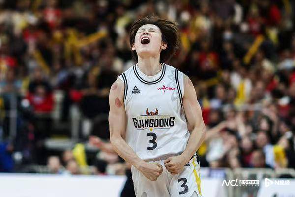 皇冠信用网怎么注册
_广东女篮客场再胜四川拿到冠军点皇冠信用网怎么注册
!杨舒予、杨力维合砍43分