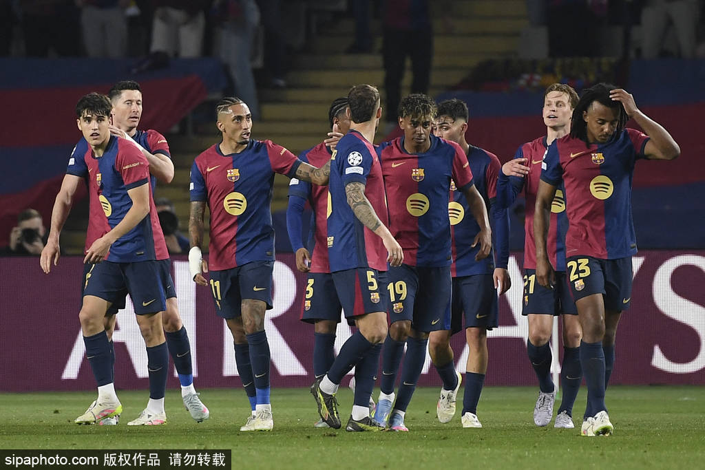 NBA美国职业篮球联赛
_欧冠-莱万2球弑旧主亚马尔拉菲尼亚破门 巴萨4-0多特