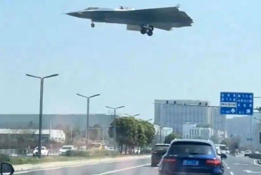 波兰丙组联赛
_特朗普对台岛改称呼后波兰丙组联赛
，赖清德提“脱中入北”，统一进入快车道？