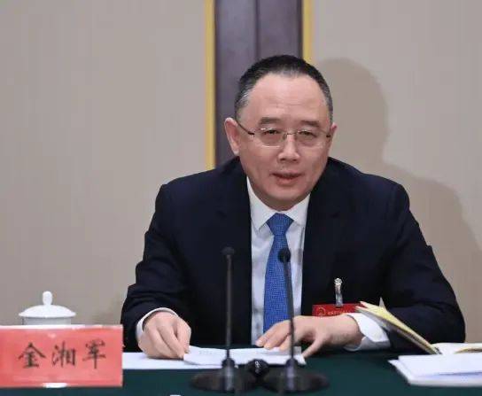 危地马拉全国联赛
_山西省省长金湘军官宣被查危地马拉全国联赛
，知情者：4月10日晚被带走，白天还在主持会议