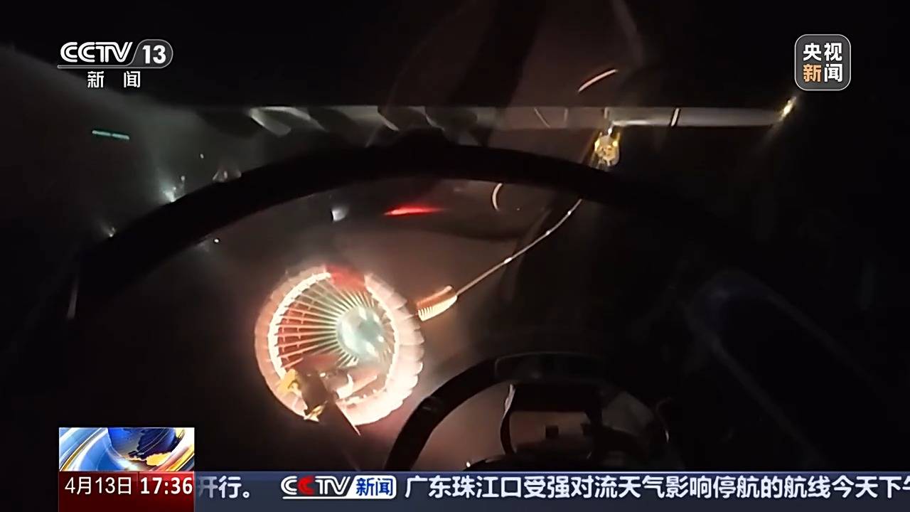 皇冠足球平台代理
_多架歼-16展开多批次、全天候、高强度的空中加油训练