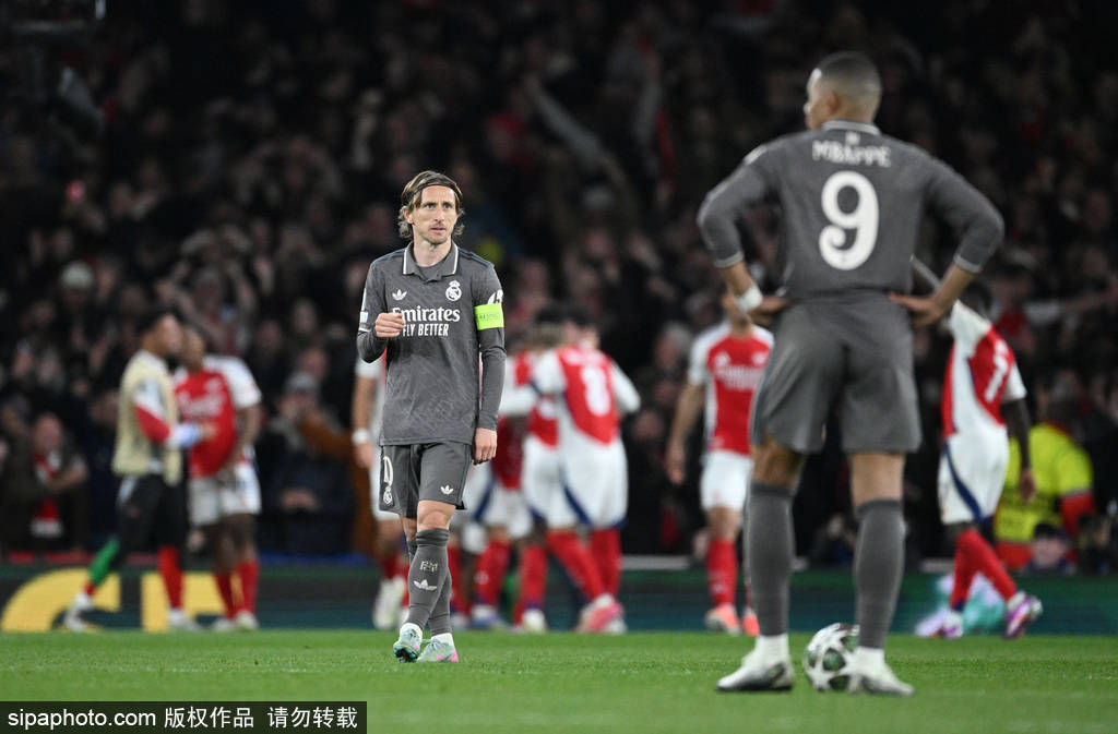 皇冠信用網怎么申请
_决战伯纳乌皇冠信用網怎么申请
！盘点皇马欧冠逆转名局 这次谁当救世主？