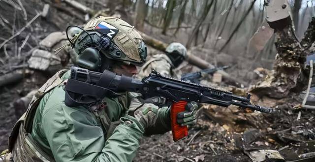 皇冠信用网会员怎么开通
_北约军官被炸皇冠信用网会员怎么开通
,60万俄军猛攻,特朗普开喷,泽连斯基还剩一条路?