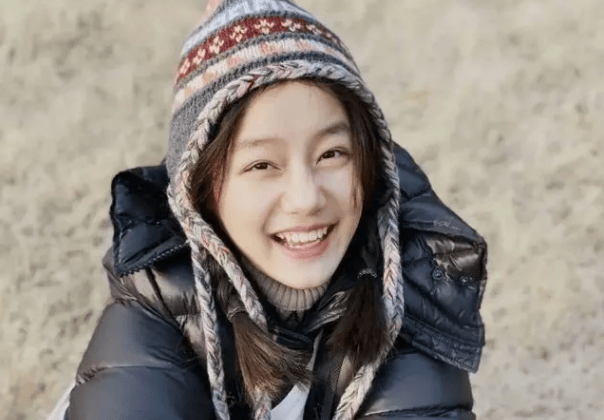 怎么申请皇冠信用網
_48岁赵薇“女儿”被全网“禁止整容”怎么申请皇冠信用網
,如今17岁变化太大,不敢认