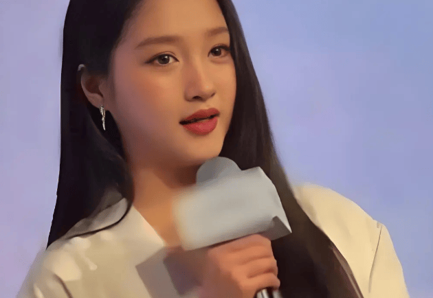 皇冠信用盘申请条件
_关晓彤媒体前正式回应分手皇冠信用盘申请条件
,一句话让网友看清楚!7年不是恋爱脑