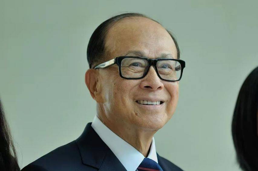 怎么申请皇冠信用网
_“求饶”晚了！最后一小时被无限期冻结怎么申请皇冠信用网
，李嘉诚搬起石头砸自己的脚