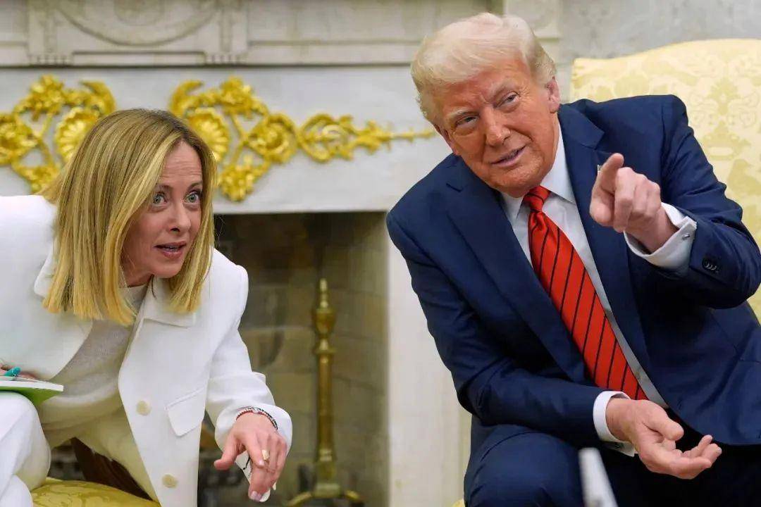 皇冠信用盘出租
_与“中间人”谈完皇冠信用盘出租
，特朗普宣称：100%能成