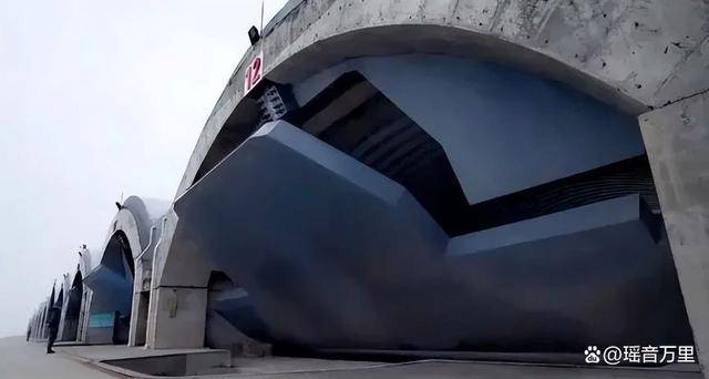 皇冠信用平台出租出售
_美军慌了皇冠信用平台出租出售
!解放军“混凝土防线”曝光!美军代表赴华磋商减少误判