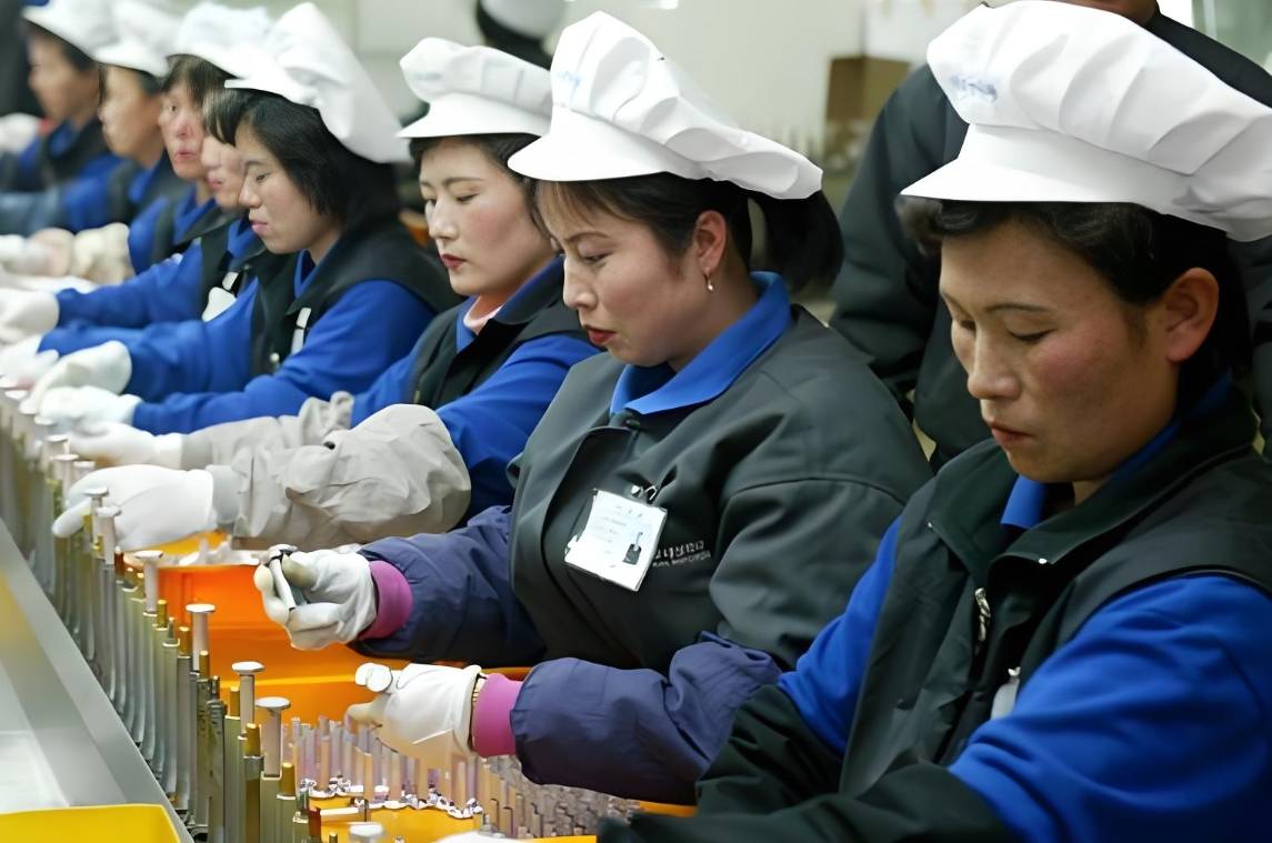 皇冠信用网如何申请
_俄罗斯仓库出现多名朝鲜女工?俄朝此举或实现互利共赢皇冠信用网如何申请
,双方都赚大了