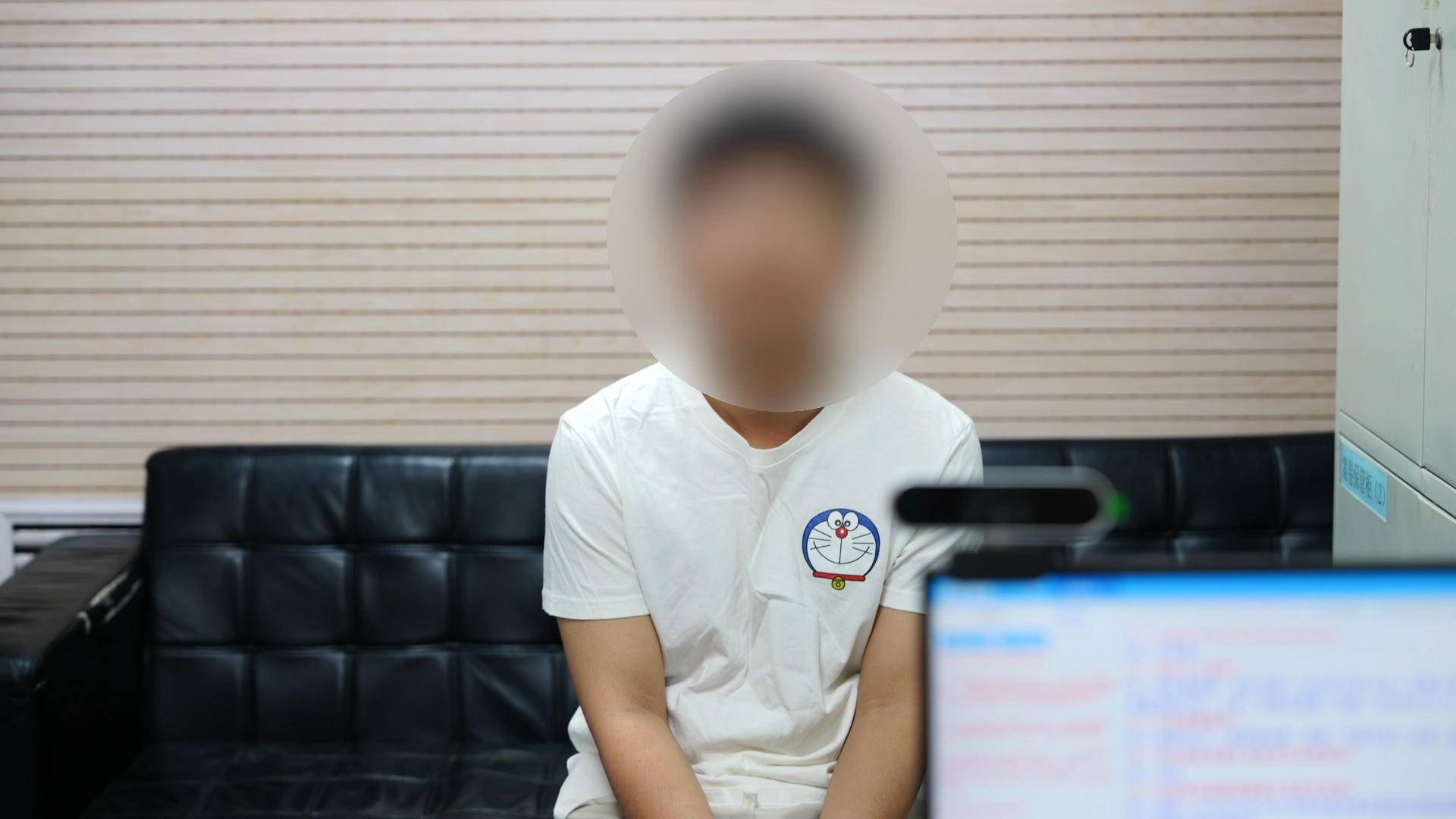 皇冠信用网出租
_司机礼让救护车后被后车多次别停 西安警方:驾驶人谭某某被行政拘留7日