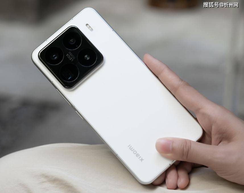 皇冠信用网代理
_小米顶尖“小钢炮”手机皇冠信用网代理
，现已降价901元，512GB+3nm芯片+无网通信