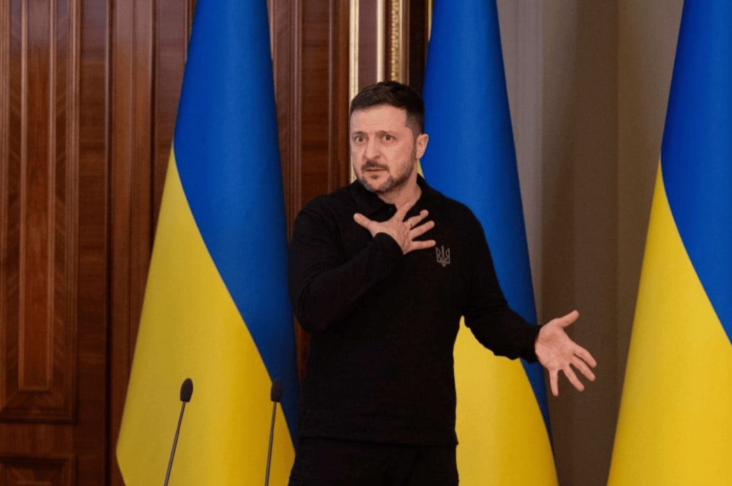 皇冠信用网登1
_泽连斯基揪着“中国援俄”不放皇冠信用网登1
,又要见中国大使,孤注一掷“碰瓷”中国是打什么算盘?