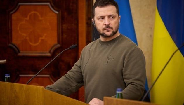 皇冠信用網APP下载
_泽连斯基:因基辅遭猛烈袭击 将缩短南非访问行程